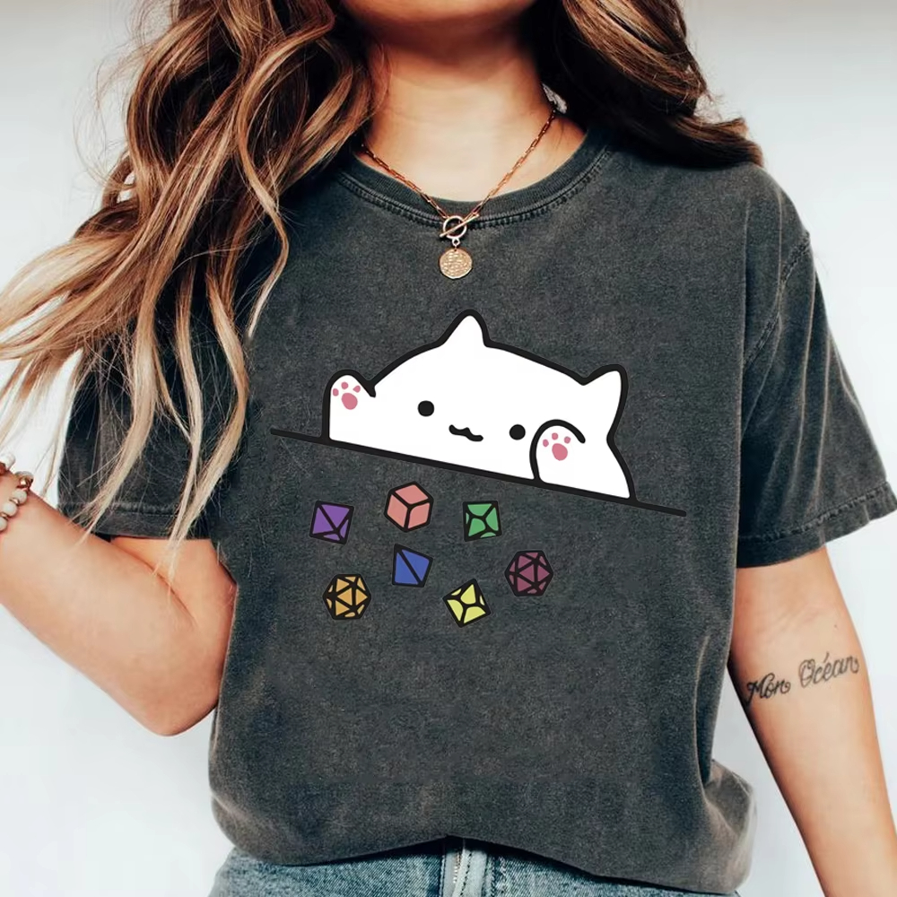 Retro Gaming In 2026 - Funny Cat Throwing Dice 2026 T-Shirt