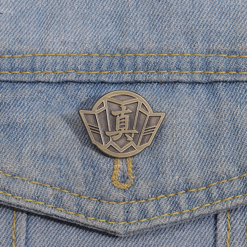 Yakuza Goro Majima Enamel Pins - Retro Gaming Gif ulasan dan harga